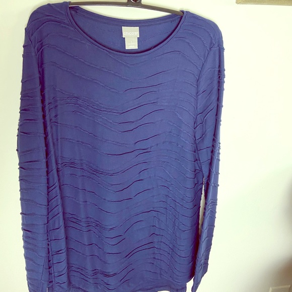 Chico’s navy tee - Picture 1 of 2